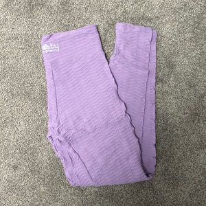 Purple Booty by Brabants Leggings